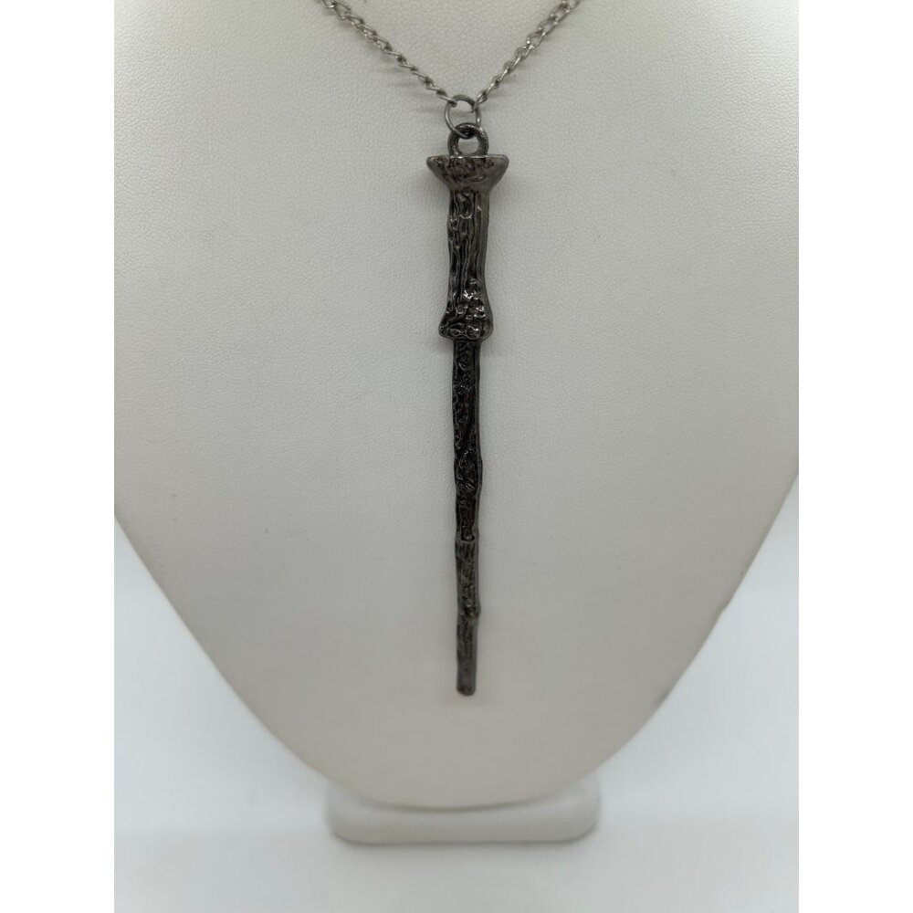 Wizard Magic Wand Necklace Pendant Silvertone Goth Fantasy Film Prop Costume - Picture 2 of 12